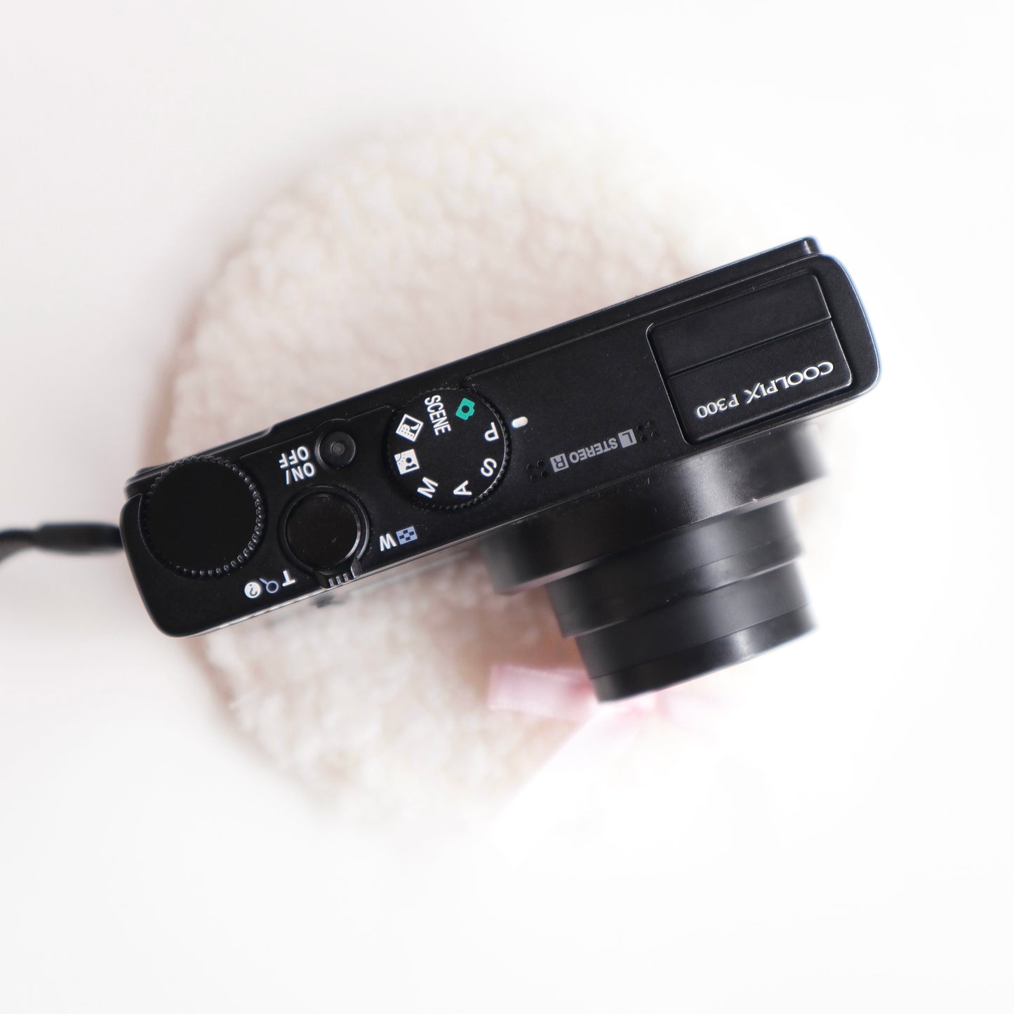 Nikon Coolpix P300