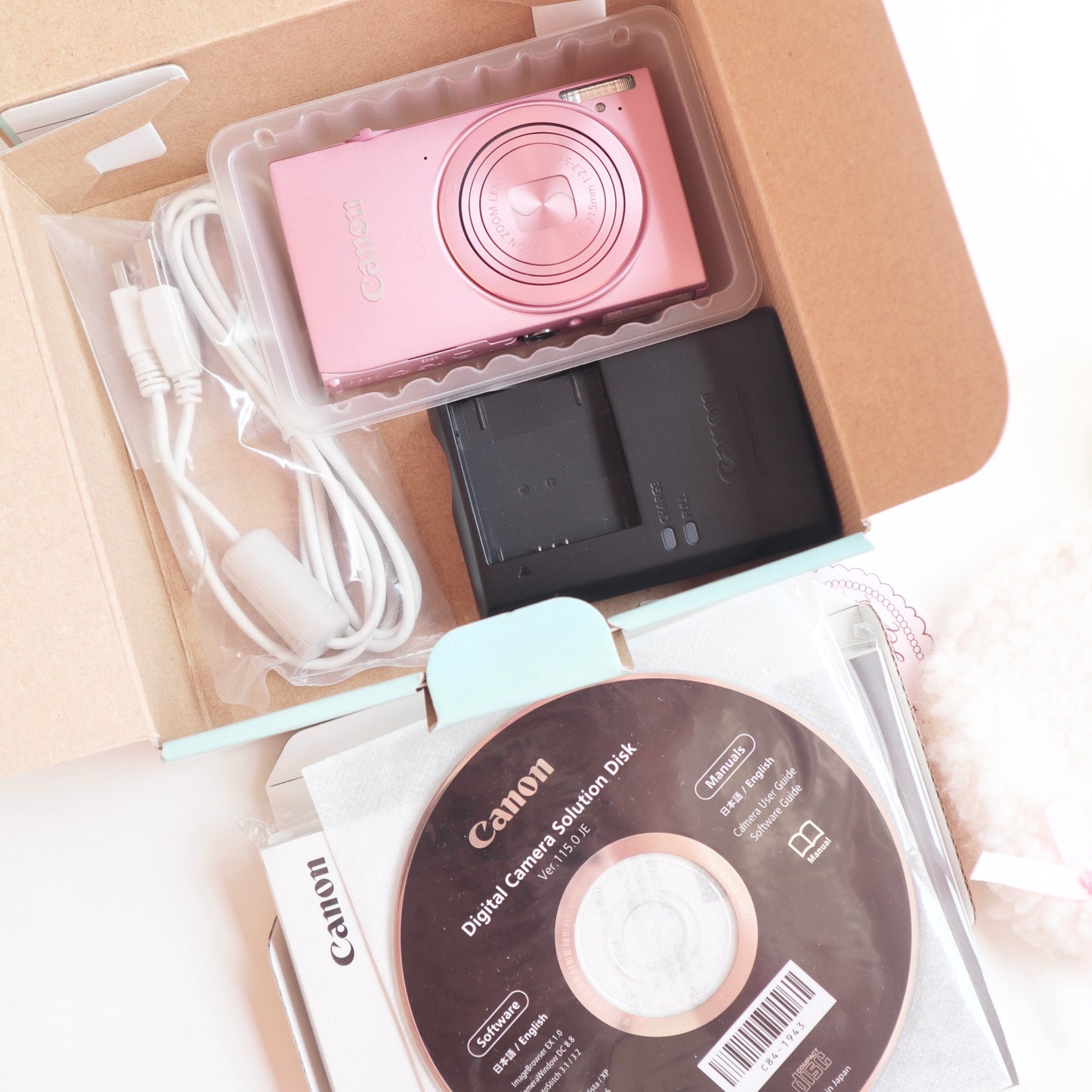 Canon Ixy 420F | boxed