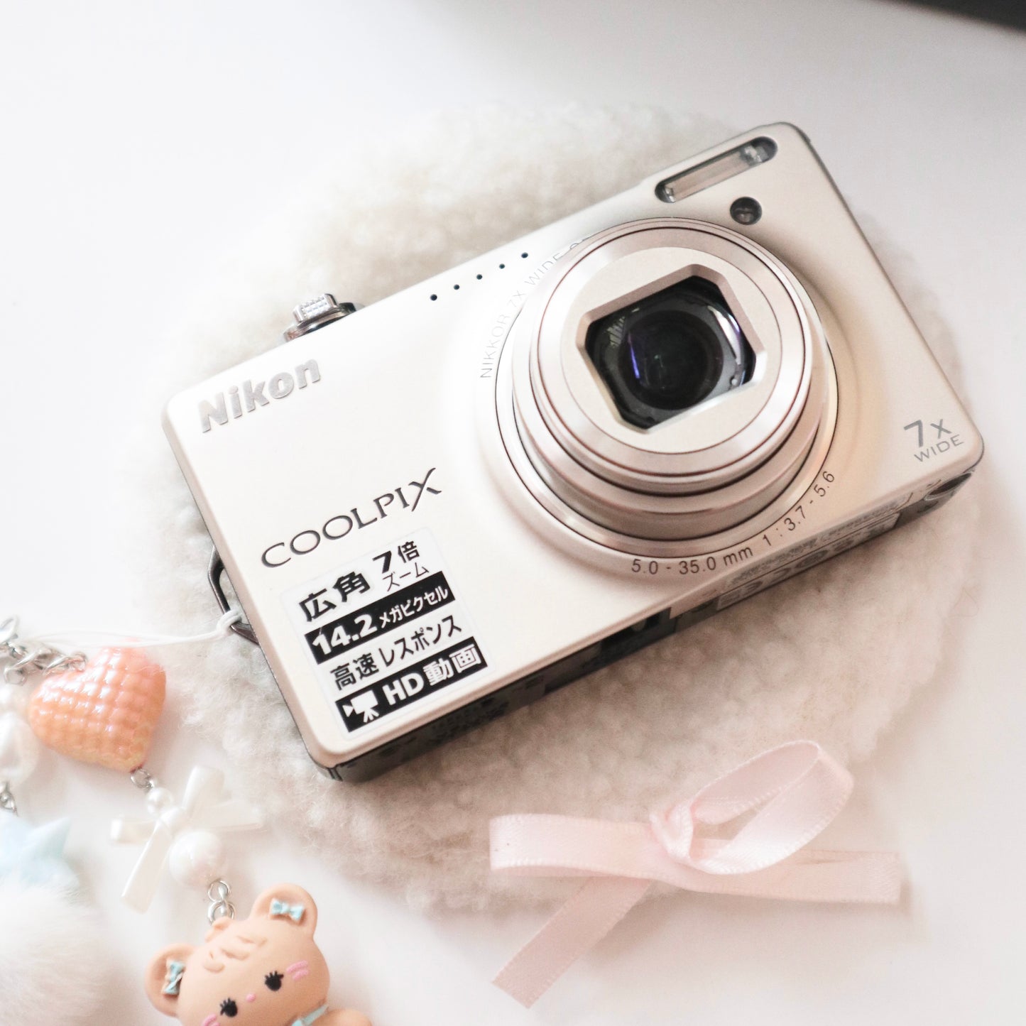 Nikon Coolpix S6000 | boxed