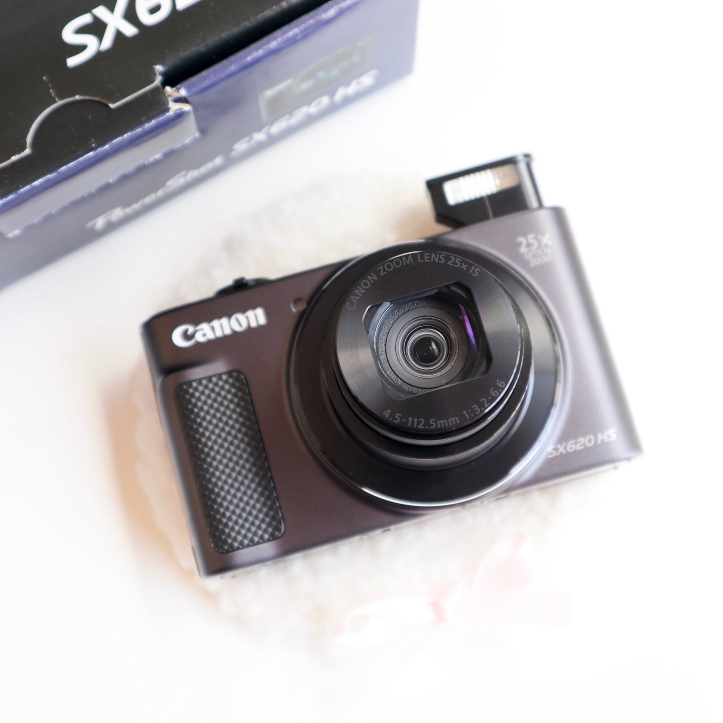 Canon PowerShot SX620 HS boxed
