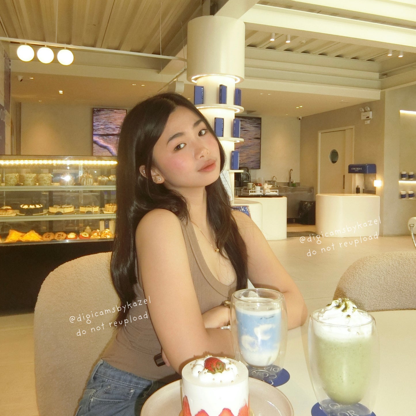 Casio Exilim EX-ZR70