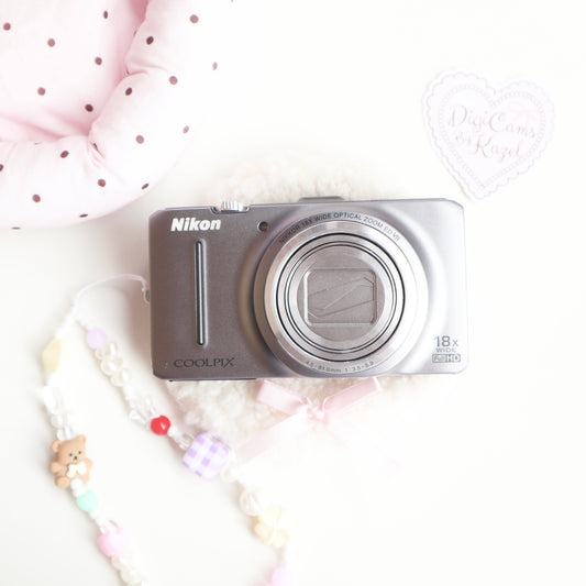 Nikon Coolpix S9300