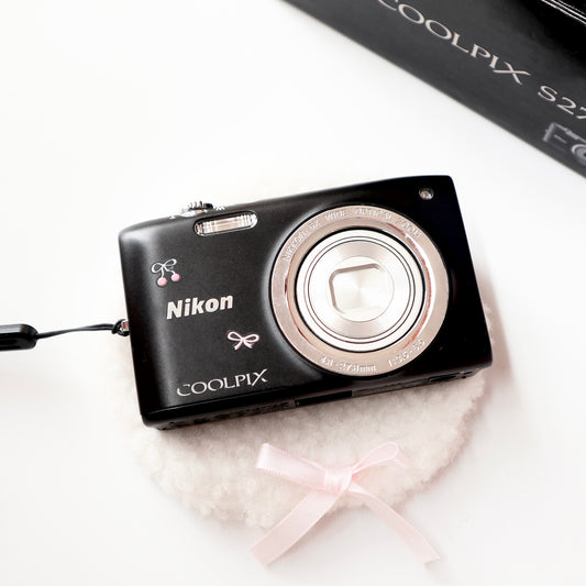 Nikon Coolpix S2700 | boxed