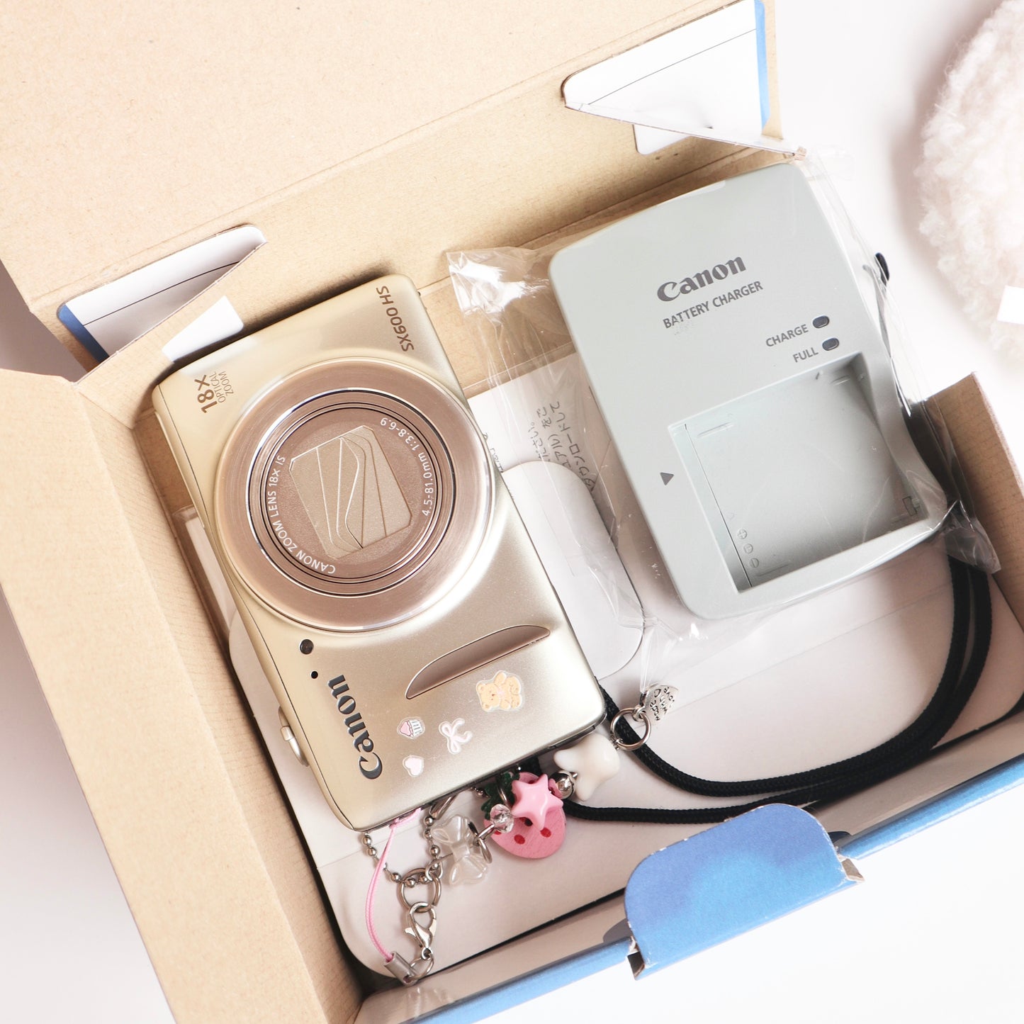 Canon PowerShot SX600 HS | boxed unit
