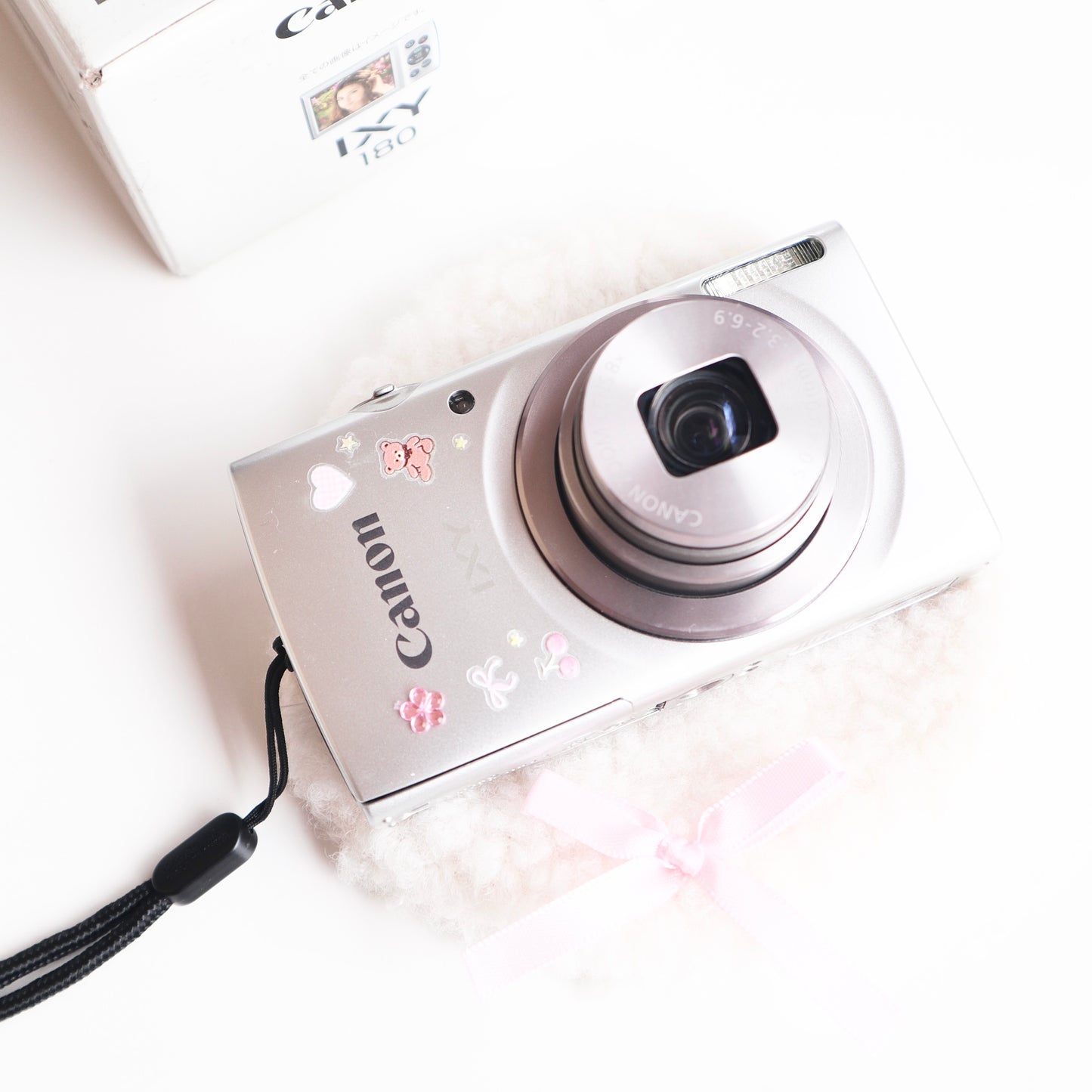 Canon Ixy 180 | boxed unit