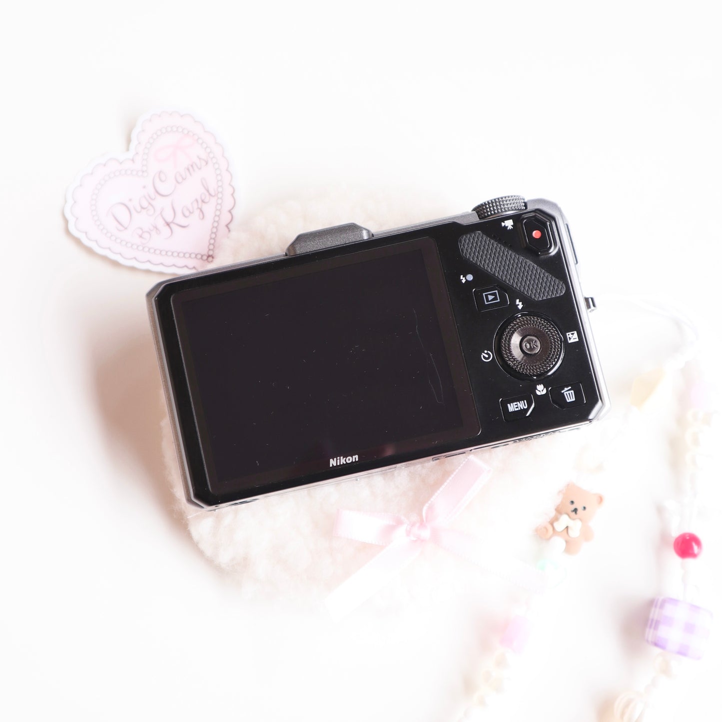 Nikon Coolpix S9300