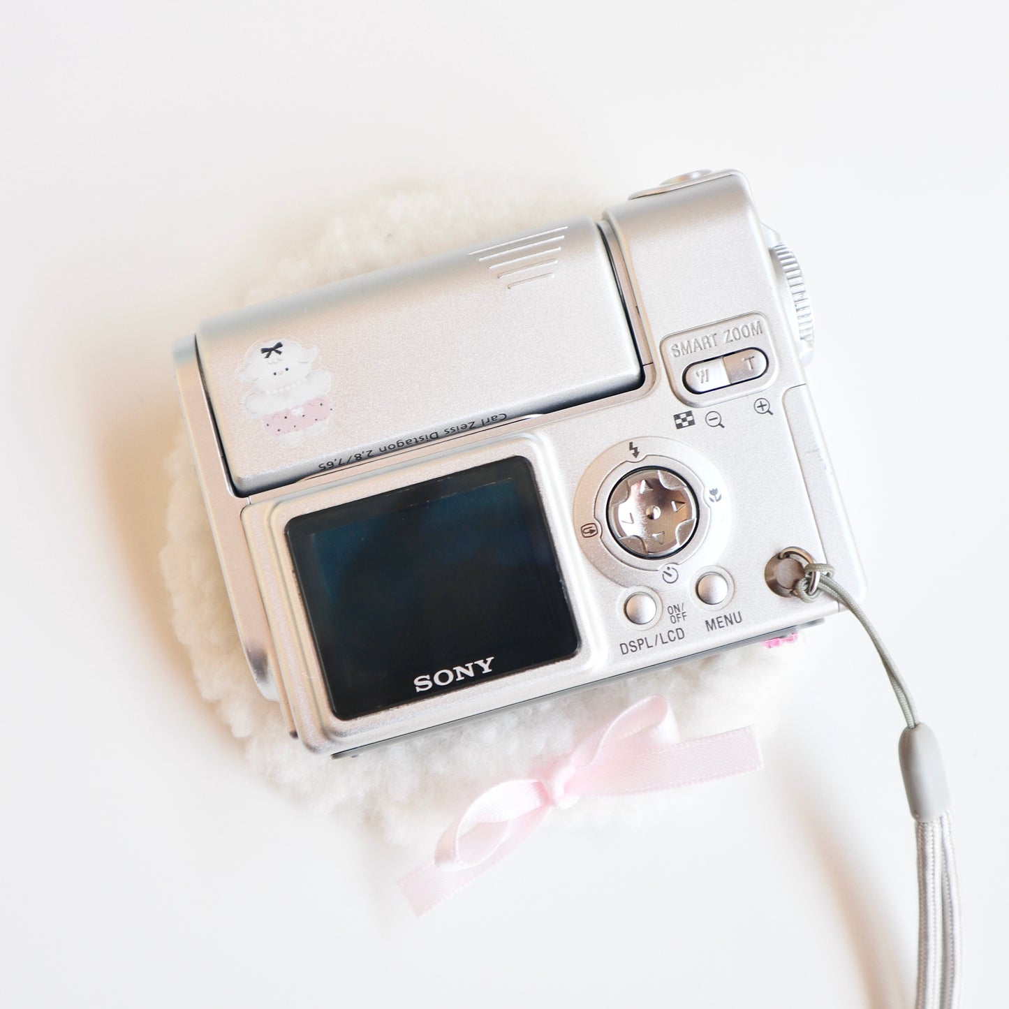 Sony CyberShot DSC-F77