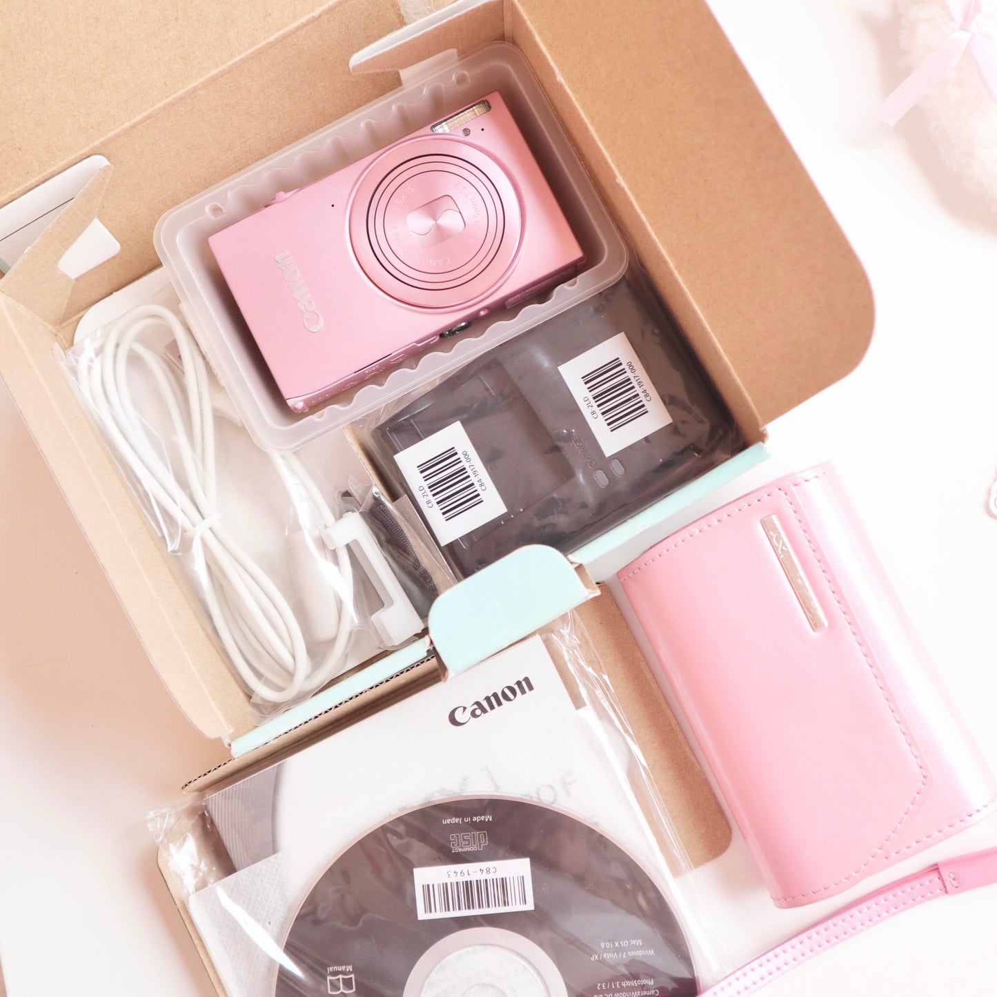 Canon Ixy 420F | boxed